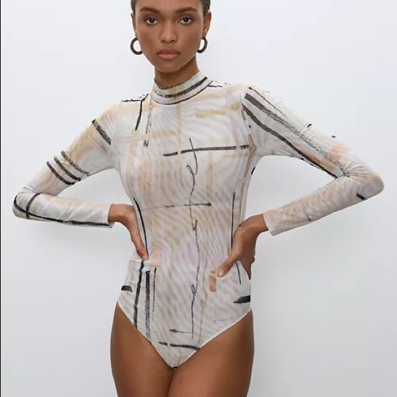 Aritzia Babaton Parlay Bodysuit - Picture 1 of 11